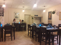 Atmosphère du Restaurant français La Bonne Adresse à Châteaudun - n°13