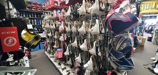 Sporting Goods Store «Play It Again Sports», reviews and photos, 685 Queen St, Southington, CT 06489, USA