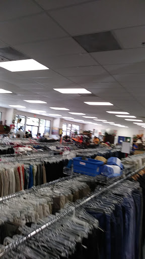 Thrift Store «Goodwill Thrift Store - Mandarin», reviews and photos