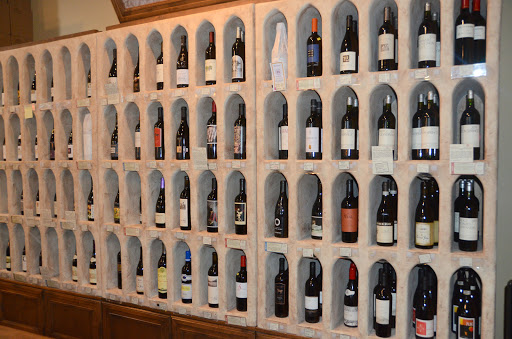 Wine Bar «WineStyles of West Des Moines», reviews and photos, 5515 Mills Civic Pkwy #120, West Des Moines, IA 50266, USA