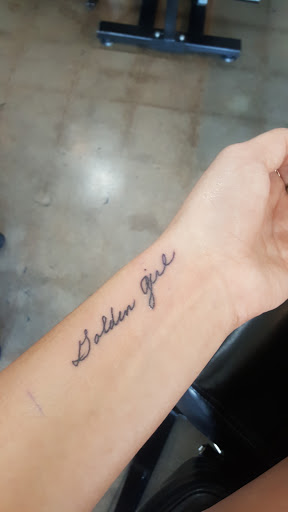 Tattoo Shop «Golden Rule Tattoo», reviews and photos, 120 E Roosevelt St, Phoenix, AZ 85004, USA