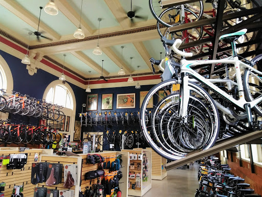 Bicycle Store «Motorless Motion Bicycles», reviews and photos, 640 W Washington Ave, Madison, WI 53703, USA