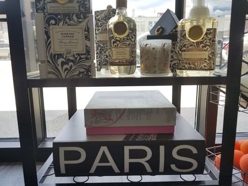 Massage Therapist «Lalumiere Massage Boutique», reviews and photos, 237 State St, Salem, OR 97301, USA