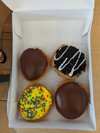 Bakery «Krispy Kreme Doughnuts», reviews and photos, 32999 S Dixie Hwy, Homestead, FL 33030, USA