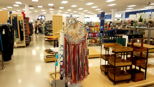 Department Store «Marshalls», reviews and photos, 5720 Lakewood Towne Center Blvd SW, Lakewood, WA 98499, USA