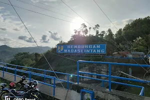 Wadaslintang Dam image