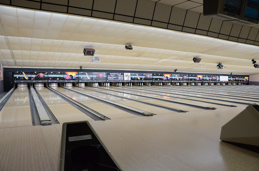 Bowling Alley «Liberty Lanes», reviews and photos, 115 L W Besinger Dr, Carpentersville, IL 60110, USA