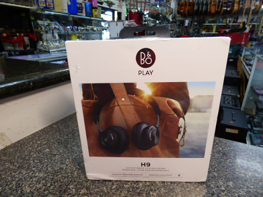 Pawn Shop «Pasadena Pawnshop», reviews and photos, 2696 E Colorado Blvd, Pasadena, CA 91107, USA