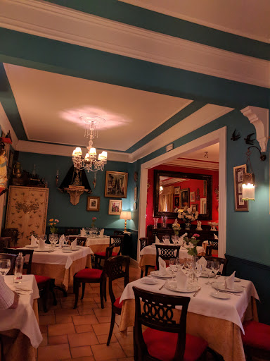 Restaurante Las Golondrinas - Av. Santiago Ramón y Cajal, 92, 29014 Málaga