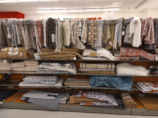 Department Store «T.J. Maxx», reviews and photos, 951 W Pleasant Valley Rd, Parma, OH 44134, USA