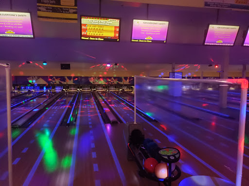 Bowling Alley «Levittown Lanes», reviews and photos, 56 Tanners Ln, Levittown, NY 11756, USA