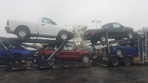 Car Dealer «Lone Star Chrysler Dodge Jeep Ram», reviews and photos, 8811 I-35, San Antonio, TX 78211, USA
