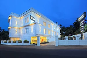 Solar Hotel Pavaratty image