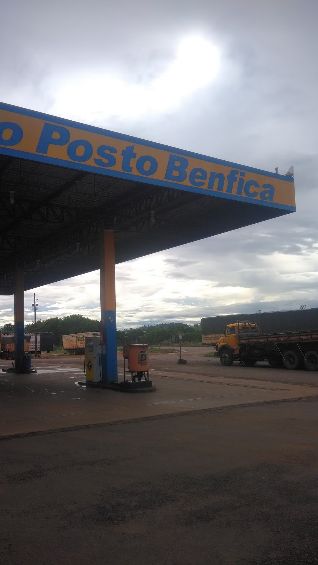 Auto posto BENFICA