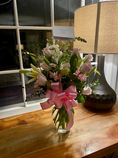 Florist «Dillon-Chapin Inc», reviews and photos, 161 White St, Hartford, CT 06114, USA