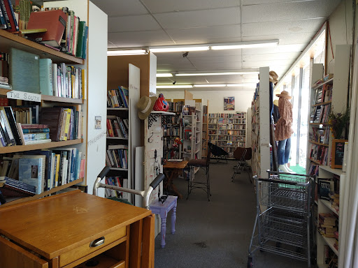 Music Store «Greatest Hits Music & Books», reviews and photos, 807 W Jackson St, Tupelo, MS 38804, USA