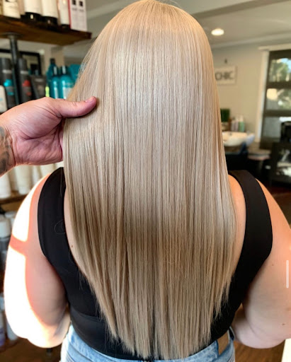 Hair Salon «Chic Hair & Makeup Salon», reviews and photos, 205 Brightman St, Fall River, MA 02720, USA