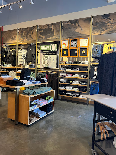 Shoe Store «Vans», reviews and photos, 2483 Park Ave, Tustin, CA 92782, USA