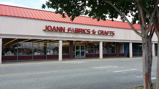 Fabric Store «Jo-Ann Fabrics and Crafts», reviews and photos, 1076 W Mercury Blvd, Hampton, VA 23666, USA