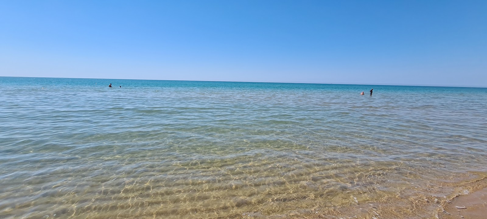 Foto von Spiaggia Roccazzelle mit langer gerader strand