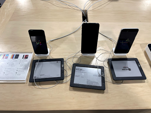 Electronics Store «Best Buy», reviews and photos, 1501 New Britain Ave, West Hartford, CT 06110, USA