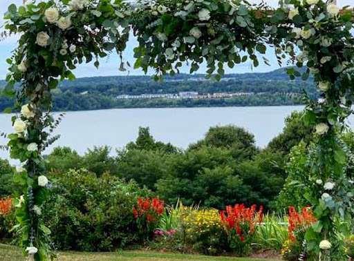 Florist «Secret Garden Florist & Gift Shop, Inc», reviews and photos, 2294 NY-208, Montgomery, NY 12549, USA