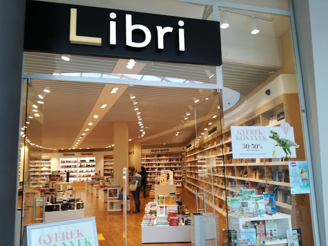 Hozzászólások és értékelések az Libri Savaria Plaza Könyvesbolt-ról