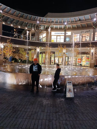 Shopping Mall «City Creek Center», reviews and photos, 50 Main St, Salt Lake City, UT 84144, USA