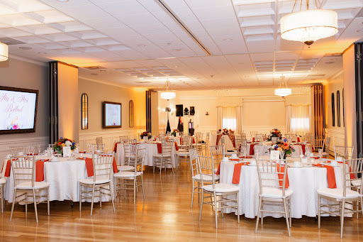 Fine Dining Restaurant «University And Whist Club», reviews and photos, 805 N Broom St, Wilmington, DE 19806, USA