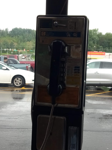 Shopping Mall «Route 6 Mall», reviews and photos, 650 Old Willow Ave, Honesdale, PA 18431, USA