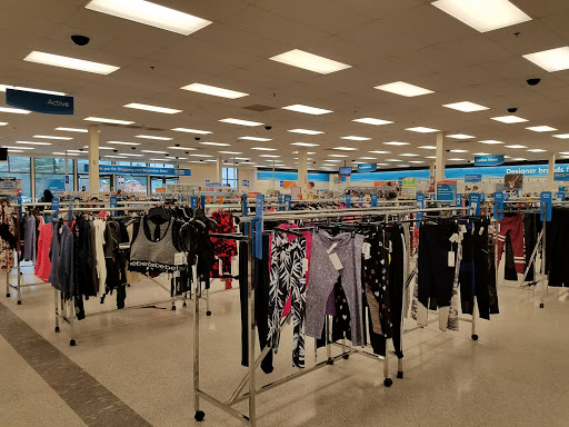 Clothing Store «Ross Dress for Less», reviews and photos, 3255 SW Cedar Hills Blvd, Beaverton, OR 97005, USA