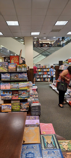 Book Store «Barnes & Noble», reviews and photos, 2051 N Federal Hwy, Fort Lauderdale, FL 33305, USA