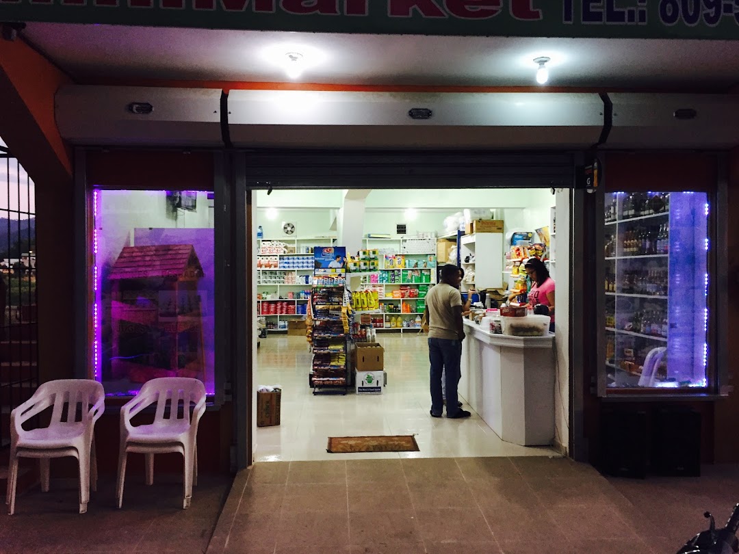 Mini Market Victoriano