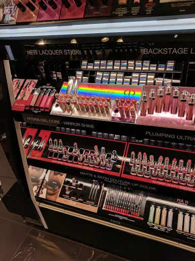 Cosmetics Store «SEPHORA», reviews and photos, 3200 N Sepulveda Blvd, Manhattan Beach, CA 90266, USA