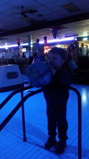 Bowling Alley «Kent Lanes-11th Frame», reviews and photos, 1524 S Water St, Kent, OH 44240, USA