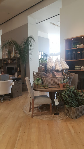 Furniture Store «Pottery Barn», reviews and photos, 800 Stanford Shopping Center, Palo Alto, CA 94304, USA