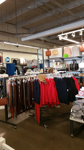 Clothing Store «Old Navy», reviews and photos, 9155 W Stockton Blvd, Elk Grove, CA 95758, USA