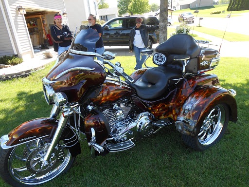 Auto Body Shop «Country Auto Inc», reviews and photos, 1501 Chamber Ct, Anamosa, IA 52205, USA