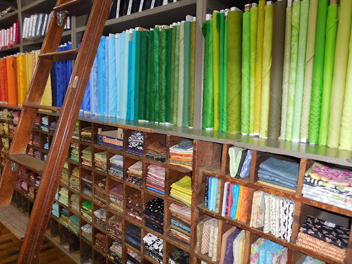 Quilt Shop «Thimbles», reviews and photos, 940 S State St, Lockport, IL 60441, USA