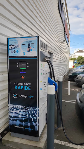 Borne de recharge de véhicules électriques PowerDot Station de recharge Saint-Nazaire