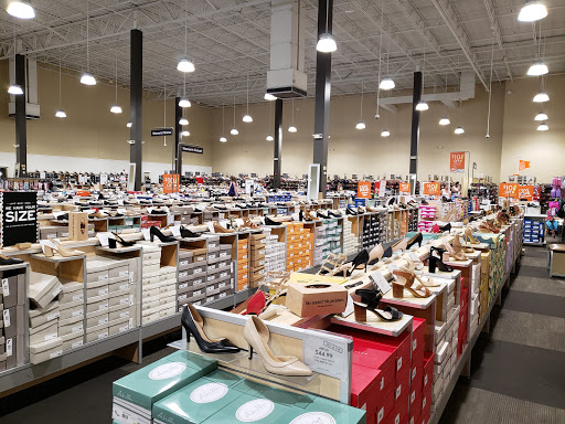 Shoe Store «DSW Designer Shoe Warehouse», reviews and photos, 1300 Huguenot Rd, Midlothian, VA 23113, USA