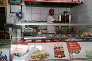 Malik Pizzeria & Doner Kebab image