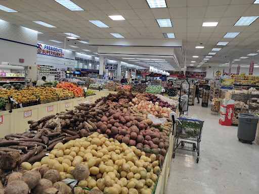 Supermarket «Presidente Supermarkets», reviews and photos, 18350 NW 7th Ave, Miami, FL 33169, USA