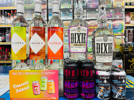 Liquor Store «Main Street Liquor», reviews and photos, 243 E 14 Mile Rd, Clawson, MI 48017, USA