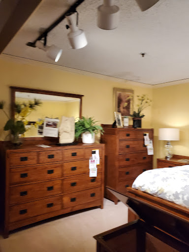 Furniture Store «Gallery Furniture», reviews and photos, 12670 SE 82nd Dr, Clackamas, OR 97015, USA