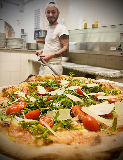Pizzeria La Pineta in Oristano, Provincia di Oristano