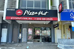 Pizza Hut Delivery Bandar Enstek image