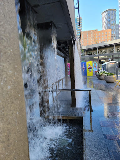 Shopping Mall «Westlake Center», reviews and photos, 400 Pine St, Seattle, WA 98101, USA