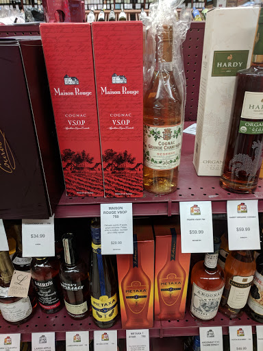 Liquor Store «The Jug Shop», reviews and photos, 1590 Pacific Ave, San Francisco, CA 94109, USA