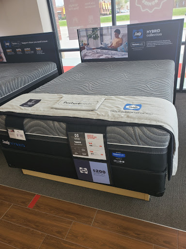 Mattress Store «Mattress Firm Richmond», reviews and photos, 4404 National Rd E, Richmond, IN 47374, USA